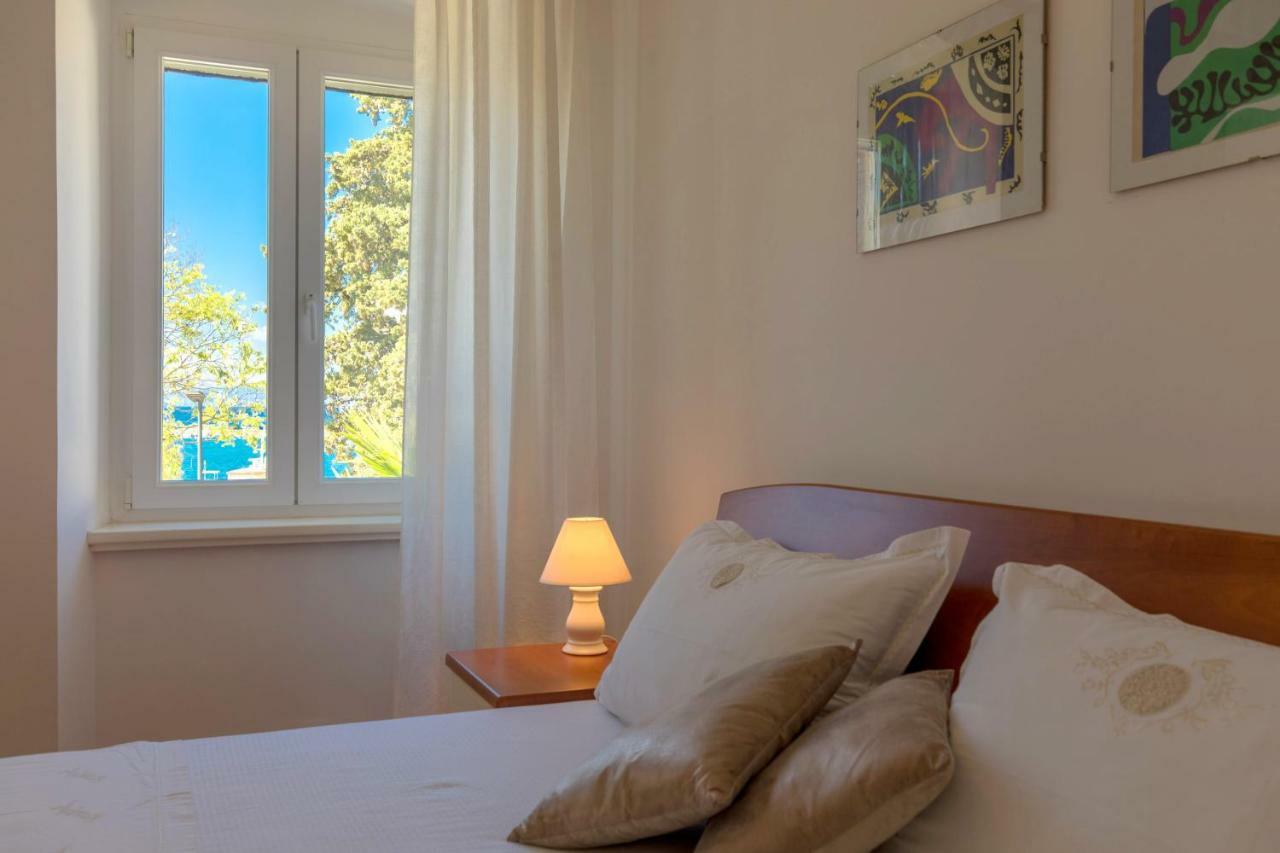 Apartments Ivona Malinska Extérieur photo
