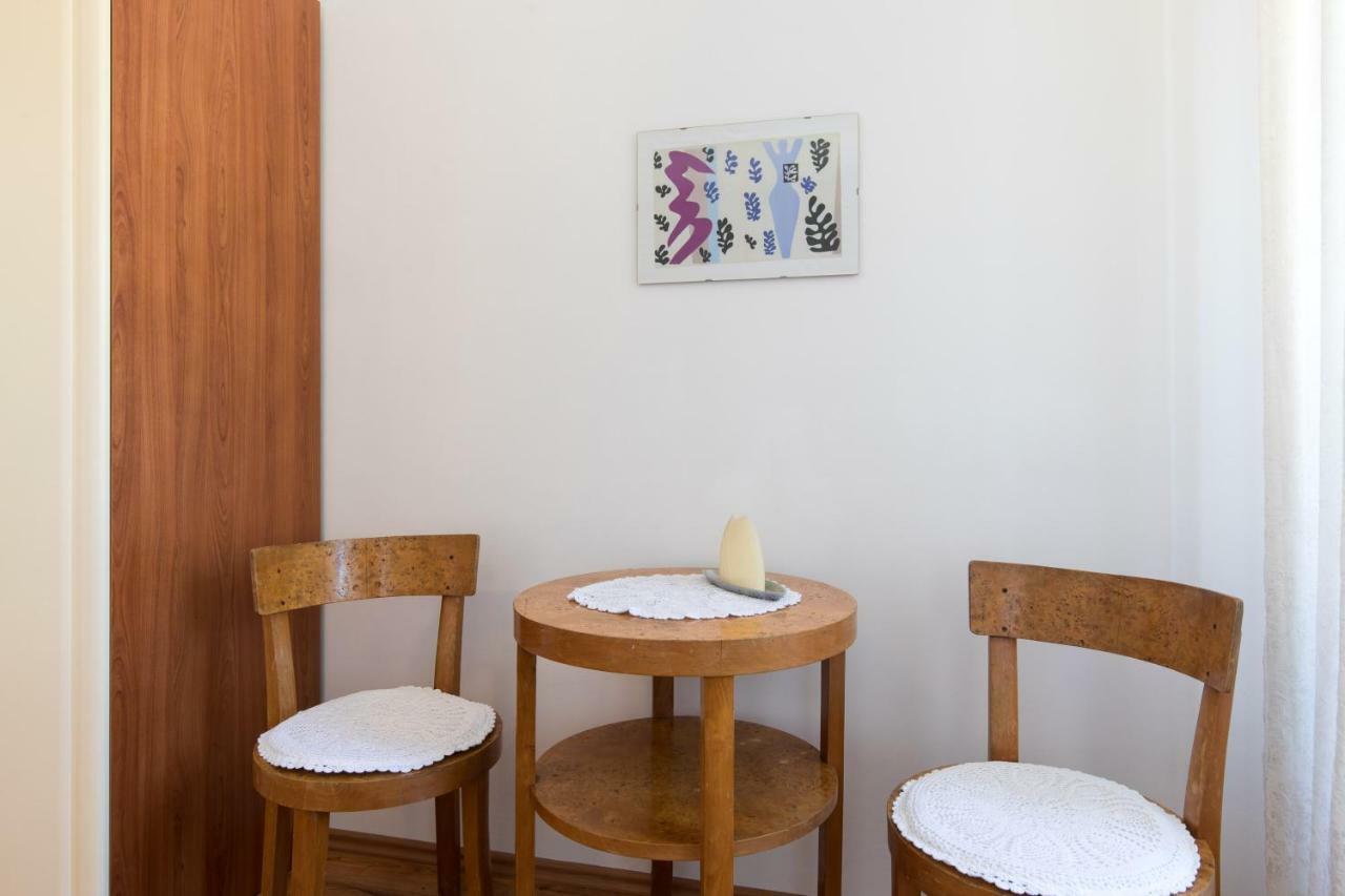Apartments Ivona Malinska Extérieur photo