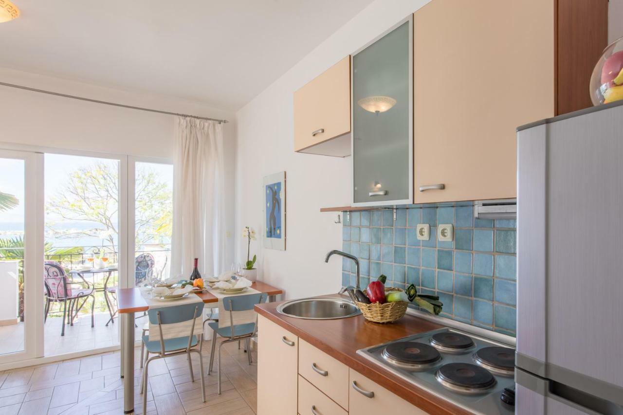 Apartments Ivona Malinska Extérieur photo